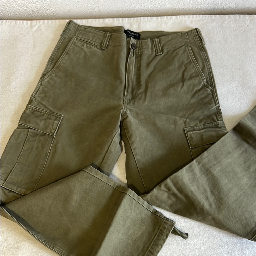 Banana Republic Green Cargo Pants Relaxed Fit
